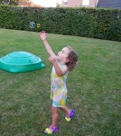 Noor chasing bubbles